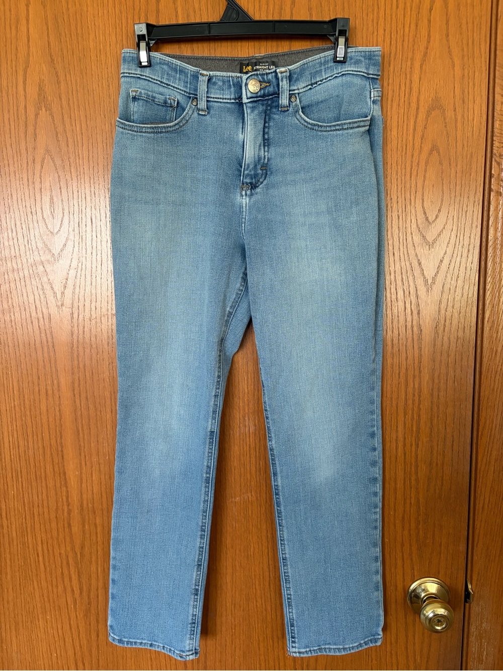 Lee Women’s Light Wash Straight Leg Jeans